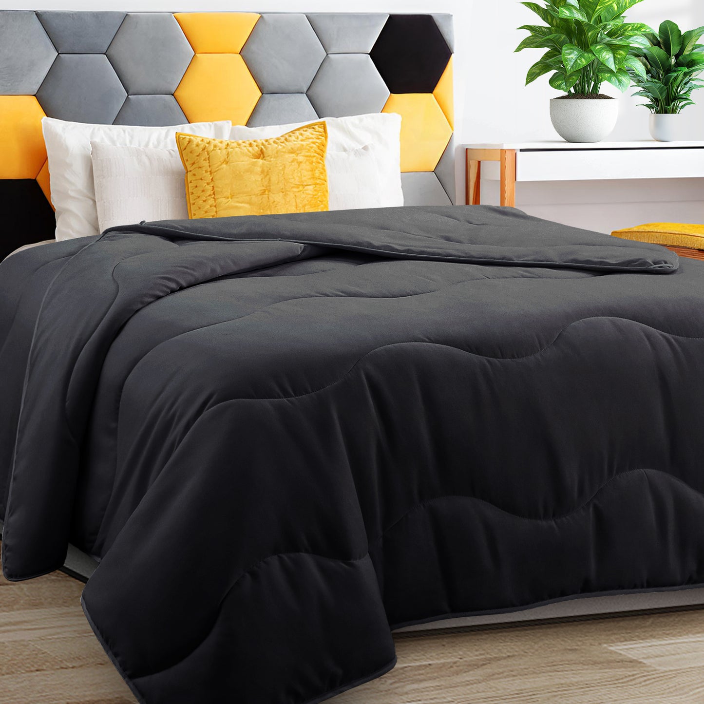 MEELUS Lightweight Comforter Cooling White, All Season Duvet Insert Breathable Queen Size Summer Bedding, Soft Microfiber Cool Down Alternative Quilt with Corner Tabs, 88x88 inch